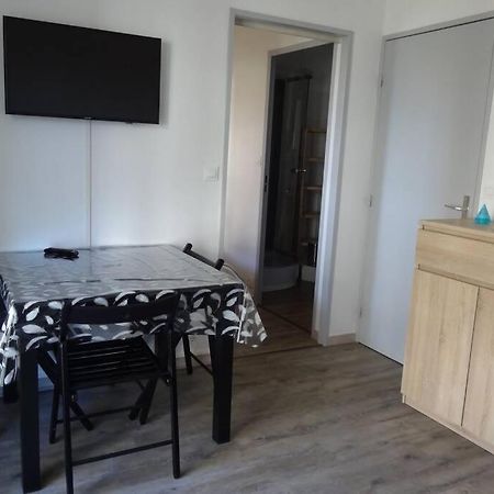 Bel Appartement Proche Plage, Pour 4 Personnes Cabourg Bagian luar foto